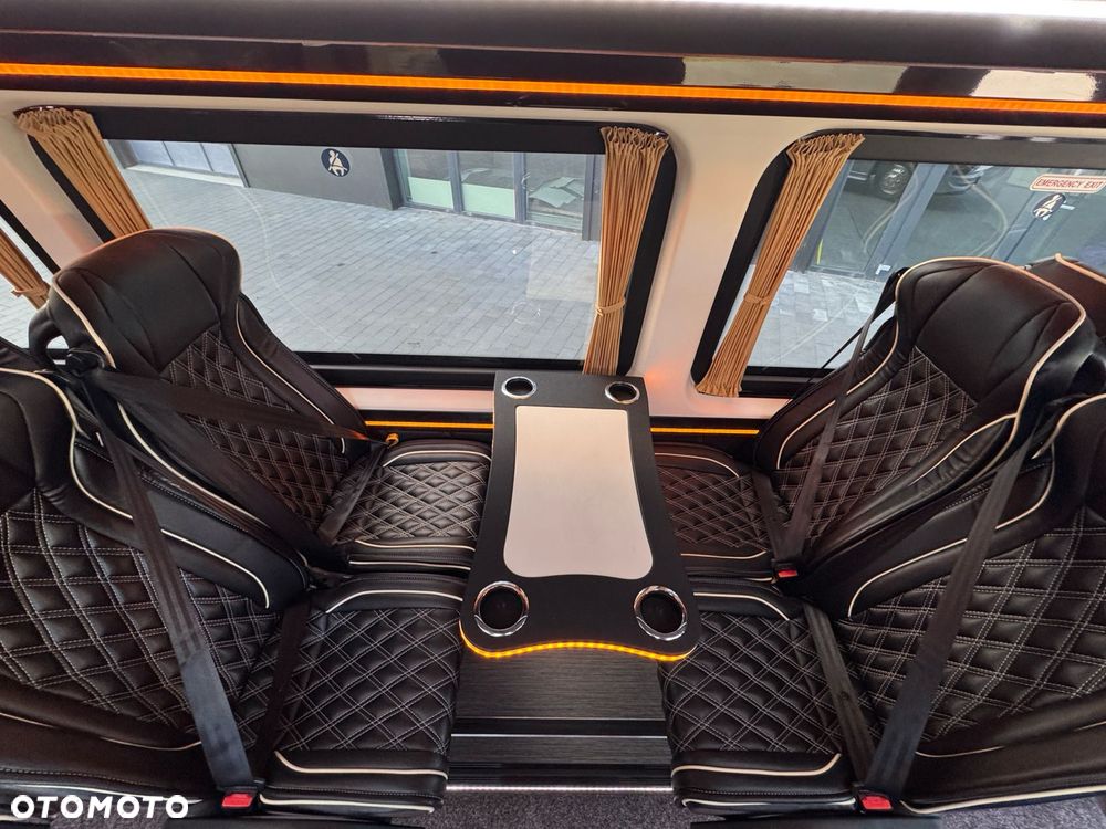 Mercedes-Benz SPRINTER 519 CDI 19+1+1 DUŻY BAGAŻNIK - 30