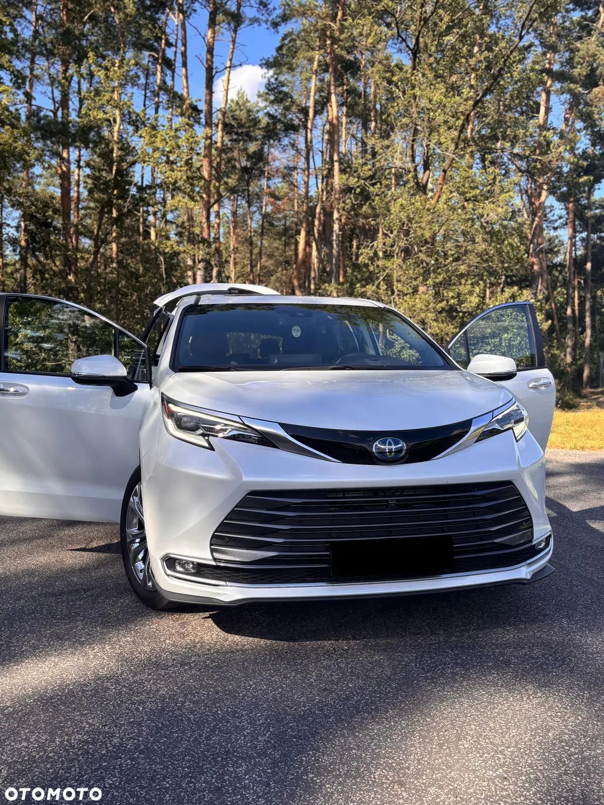 Toyota Sienna - 8