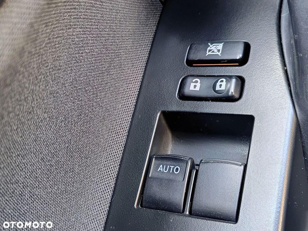 Toyota Auris 1.33 VVT-i Active - 12