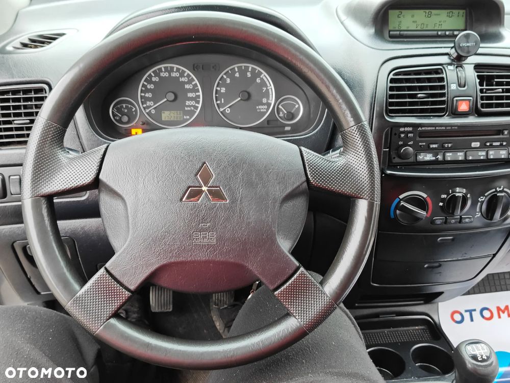 Mitsubishi Space Star 1.6 Intense - 20