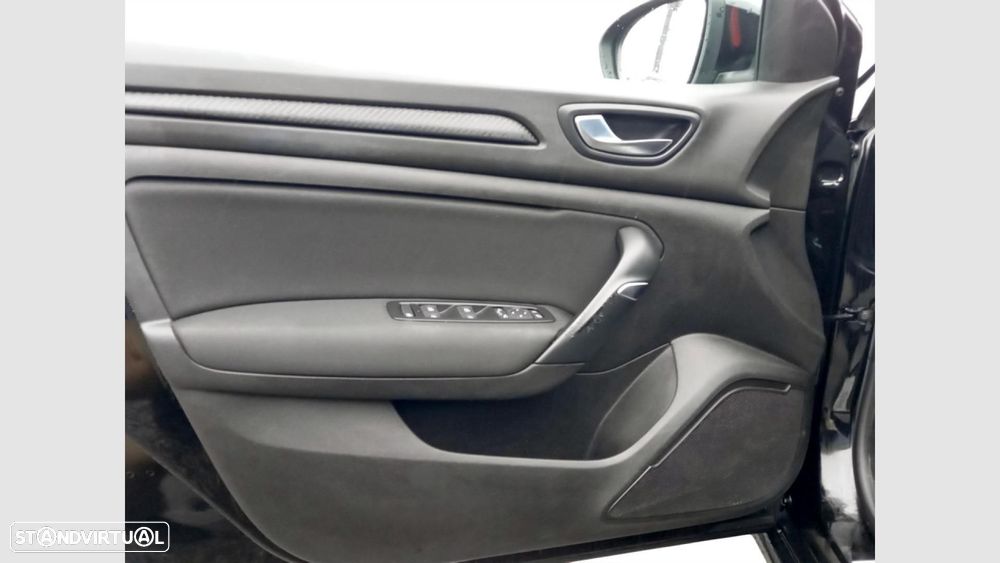 Renault Mégane 1.5 Blue dCi Limited - 11