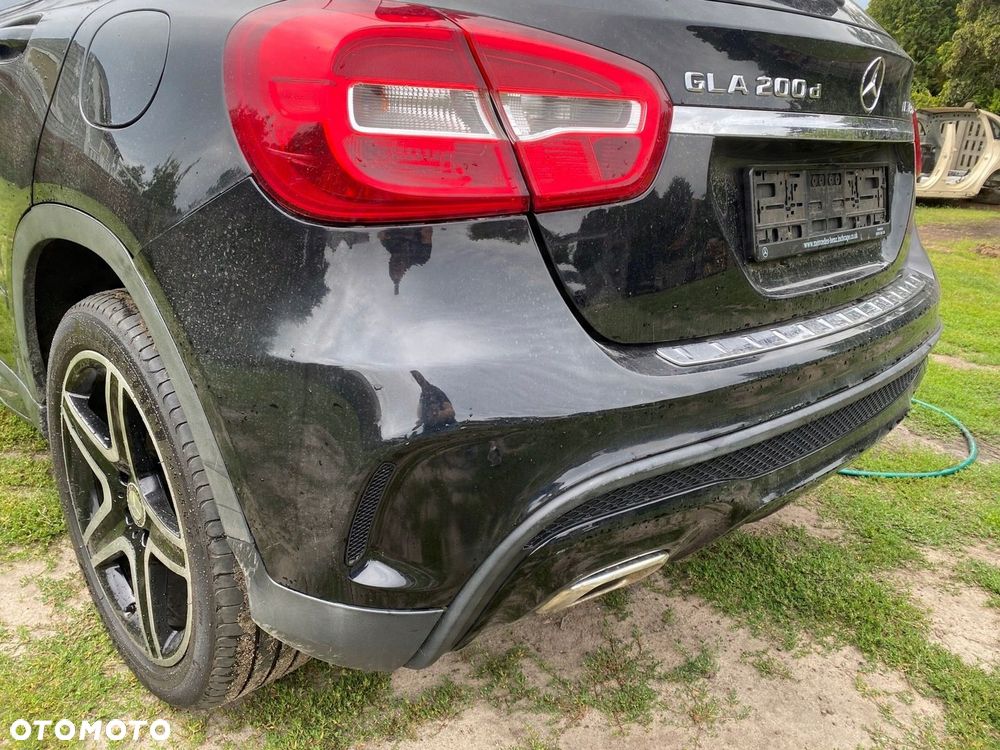 MERCEDES gla 156 lampa tylna lewa prawa w blotnik orginalna - 3