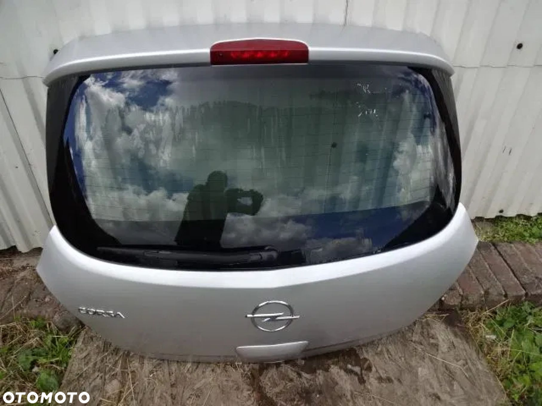 OPEL CORSA D 3D TYLNA KLAPA - 3