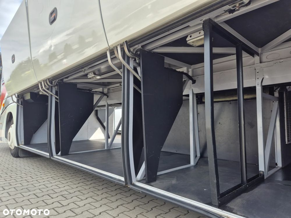 Irisbus MAGELYS PRO / SPROWADZONY / WC / AUTOMAT - 12