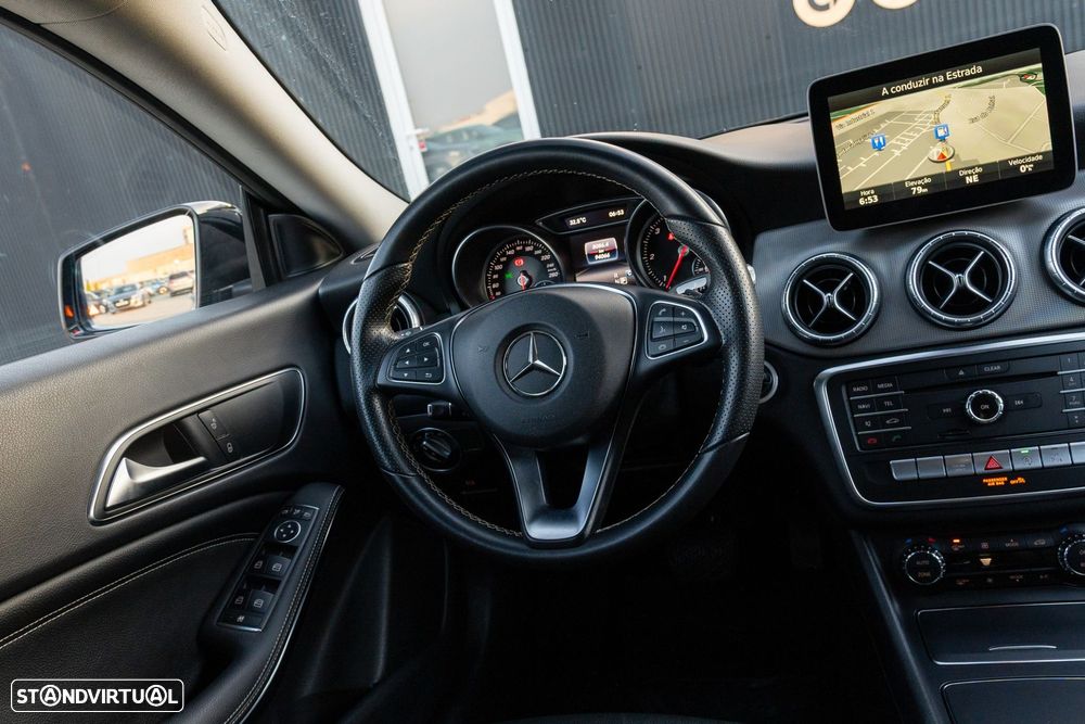 Mercedes-Benz CLA 200 d Shooting Brake Urban Aut. - 20