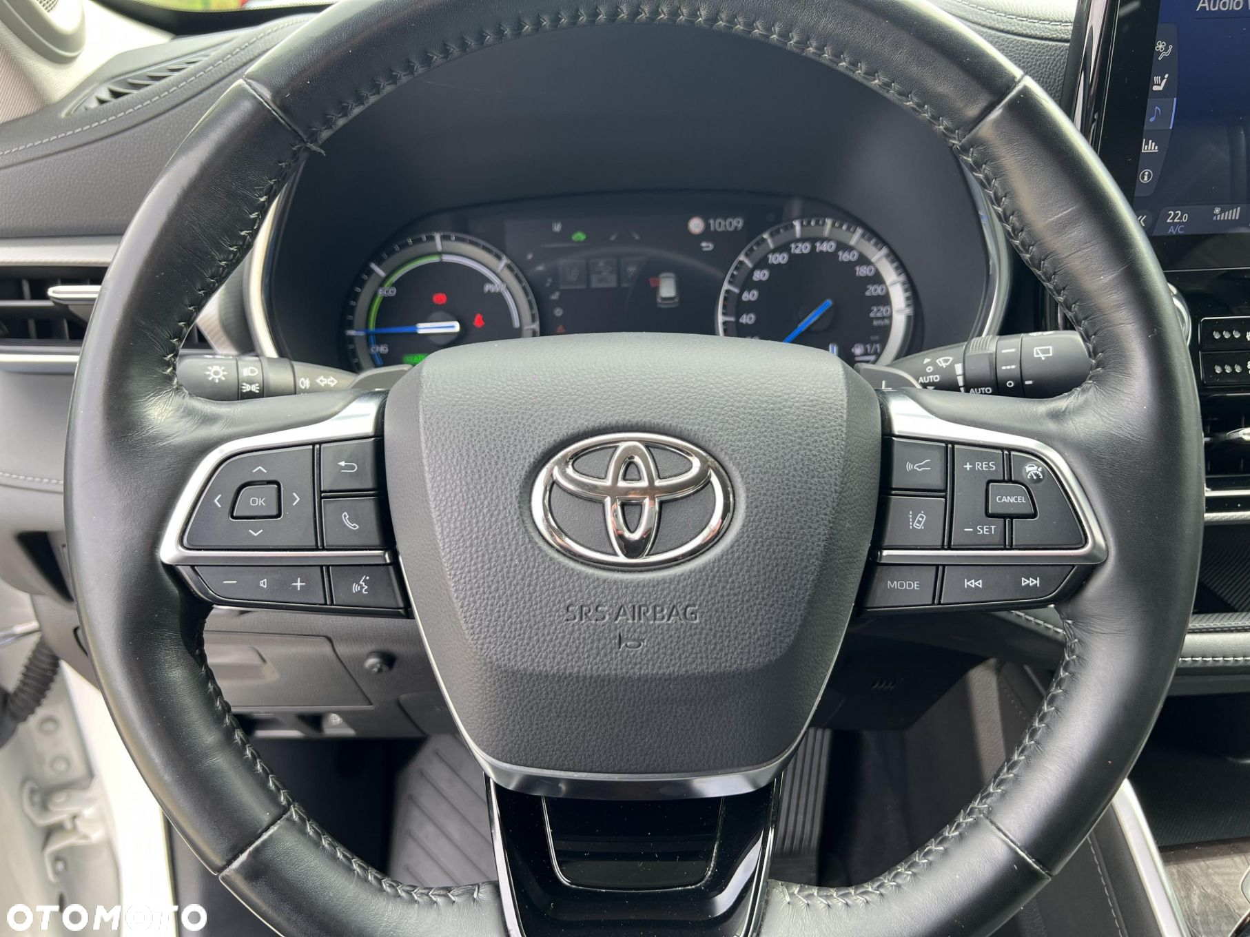Toyota Highlander - 16