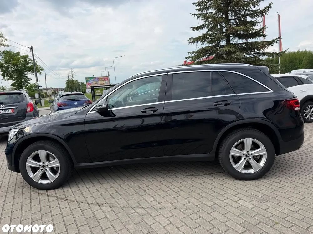 Mercedes-Benz GLC 300 e 4-Matic - 2