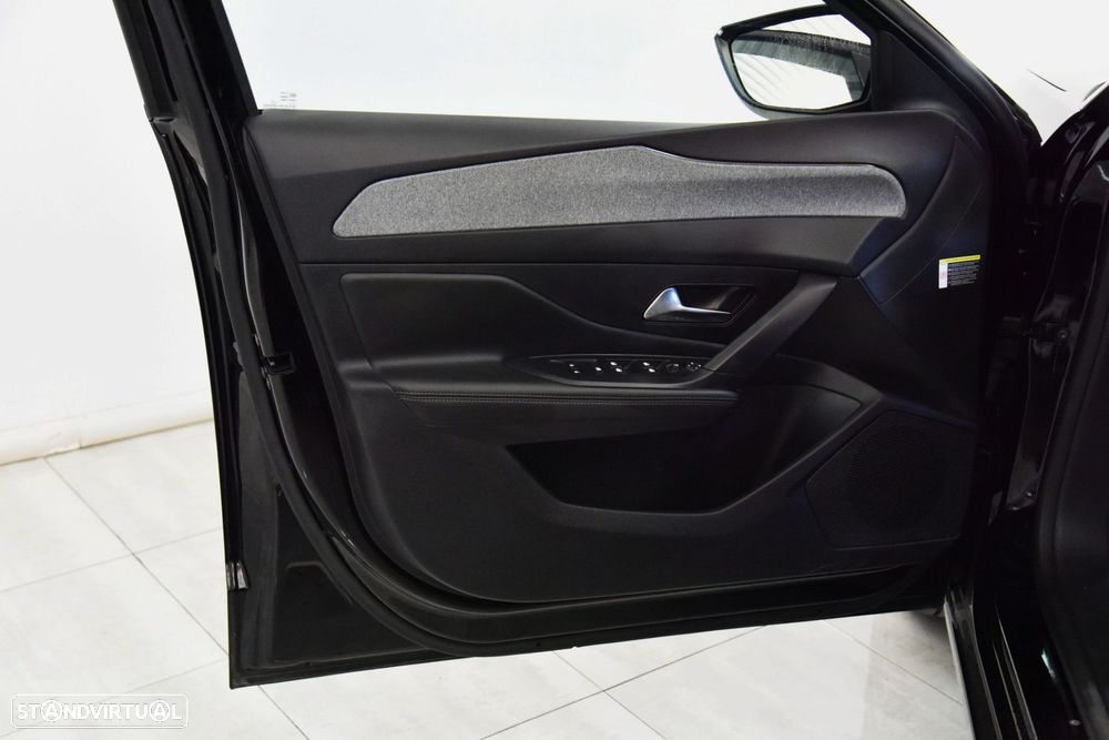 Peugeot 308 SW 1.2 PureTech Allure EAT8 - 32