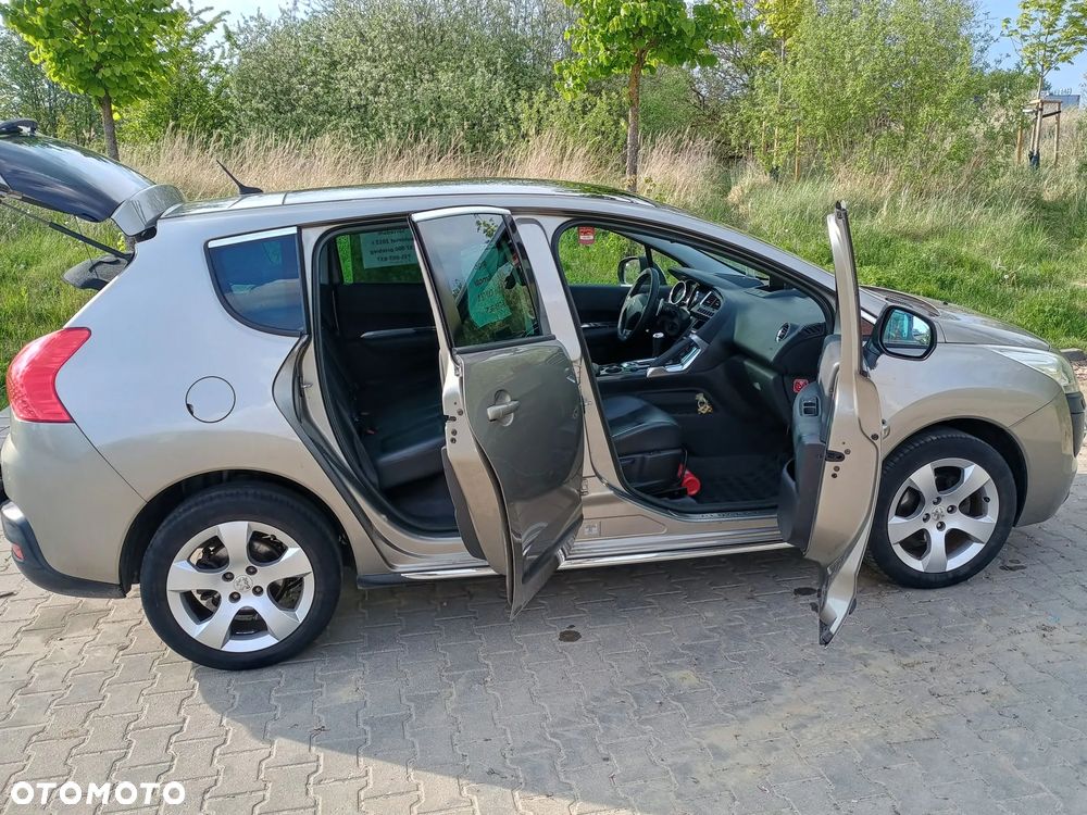 Peugeot 3008 e-HDi FAP 110 EGS6 Stop&Start Access - 11