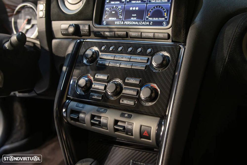 Nissan GT-R Black Edition - 32