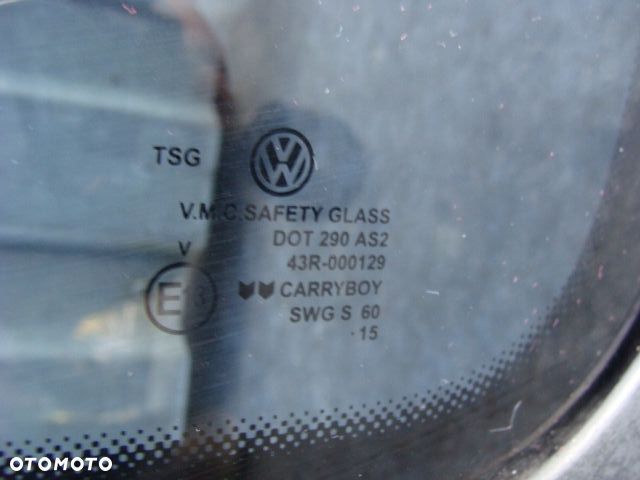 VW AMAROK SZYBA TYLNA BOCZNA PRAWA - 7