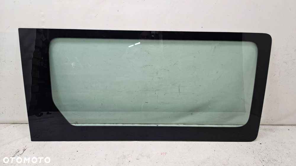 SZYBA KOROSERYJNA BOCZNA PRAWA MAN TGE VW CRAFTER II NOWA 7C0845302T - 1