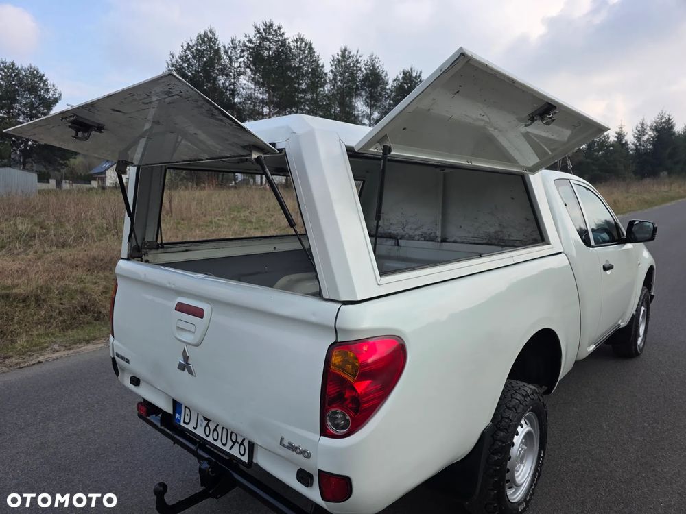 Mitsubishi L200 2.5 DID SC Inform - 19