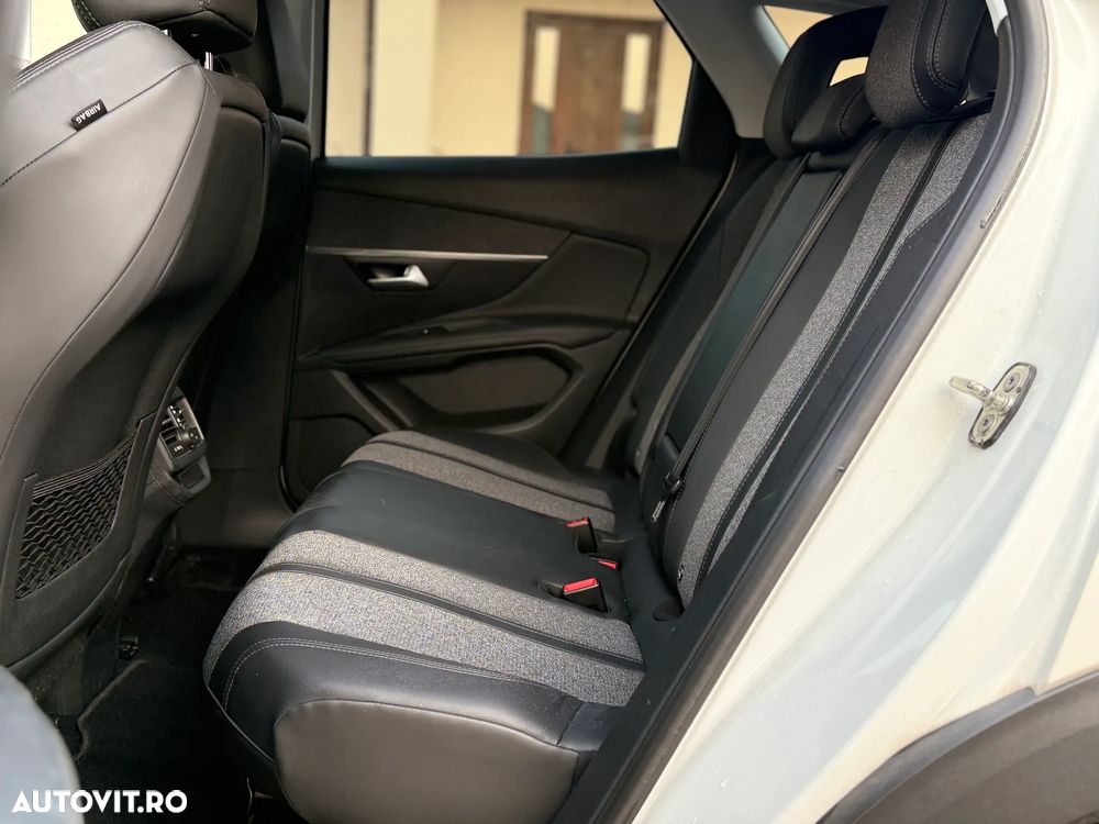 Peugeot 3008 - 16