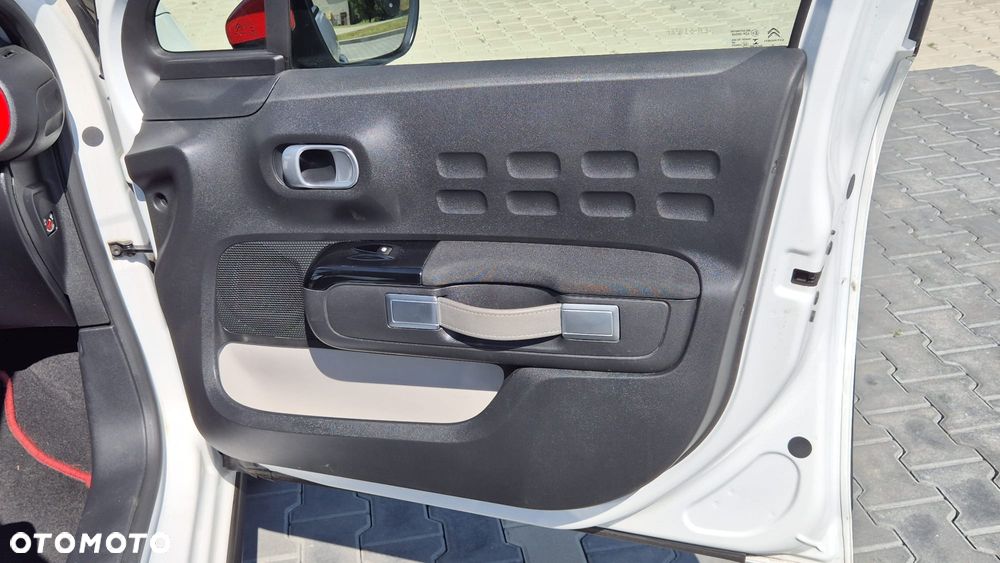 Citroën C3 1.2 PureTech Shine S&S - 22
