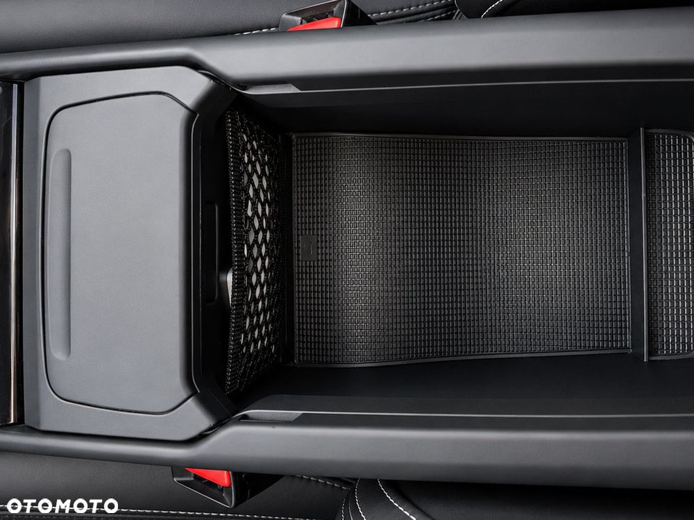 Volvo XC 40 B4 B R-Design - 22