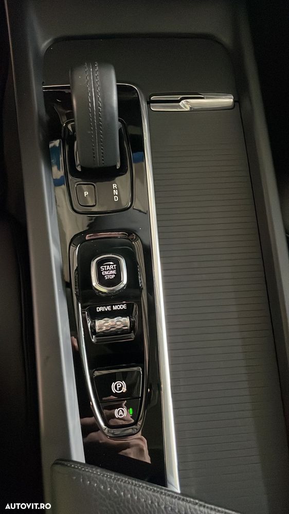Volvo XC 60 T6 AWD Recharge Geartronic RDesign - 15