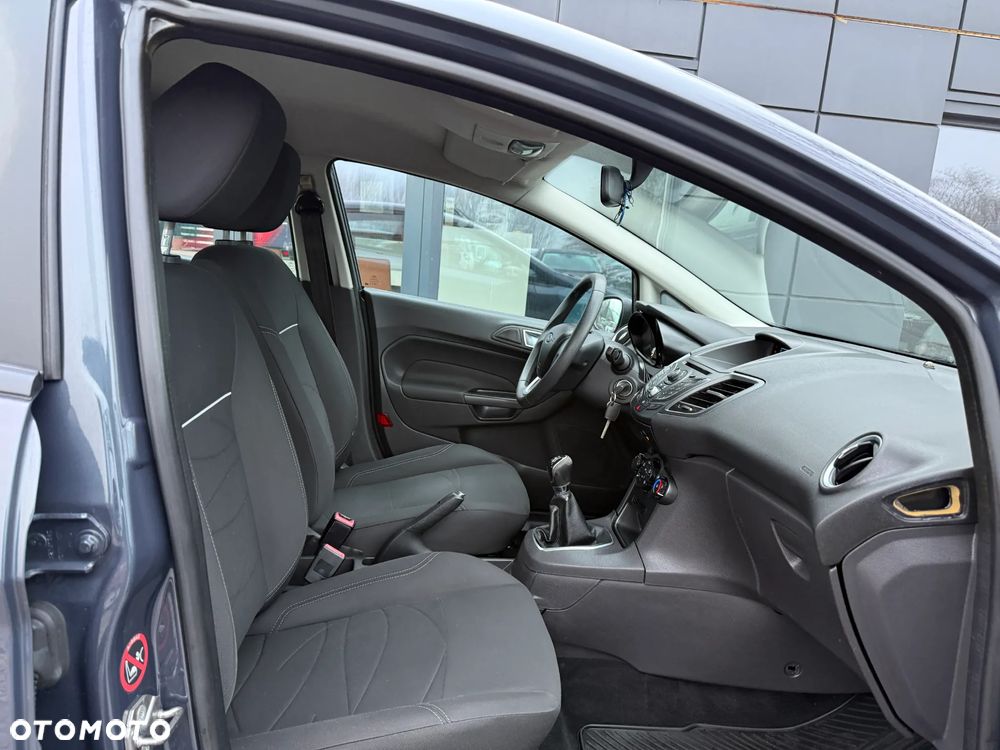 Ford Fiesta 1.25 Titanium - 25