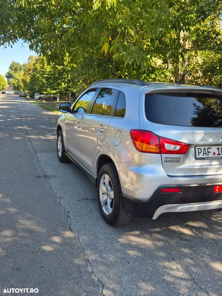 Mitsubishi ASX - 4