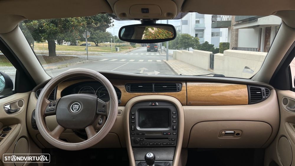 Jaguar X-Type 2.0 D Sport - 11