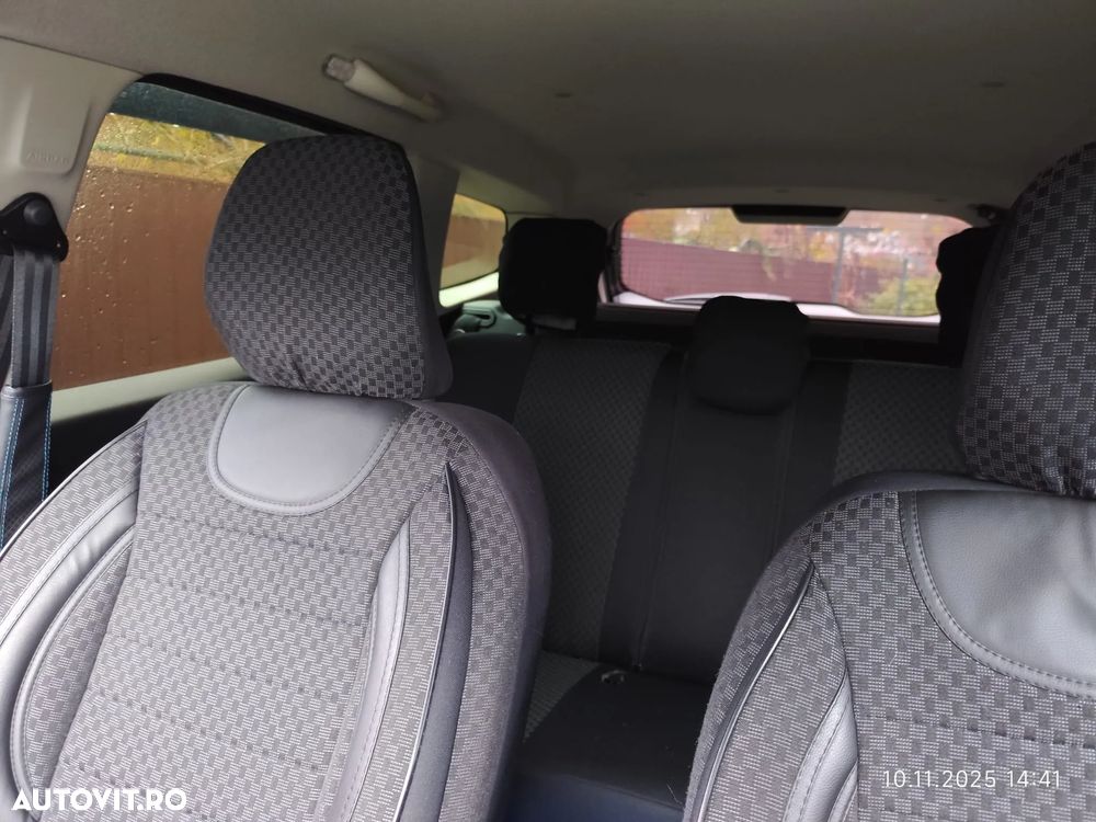 Dacia Duster TCe 150 4X4 Journey+ - 9