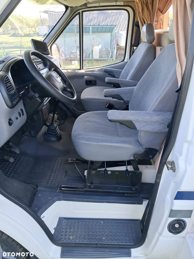 Ford Transit - 28
