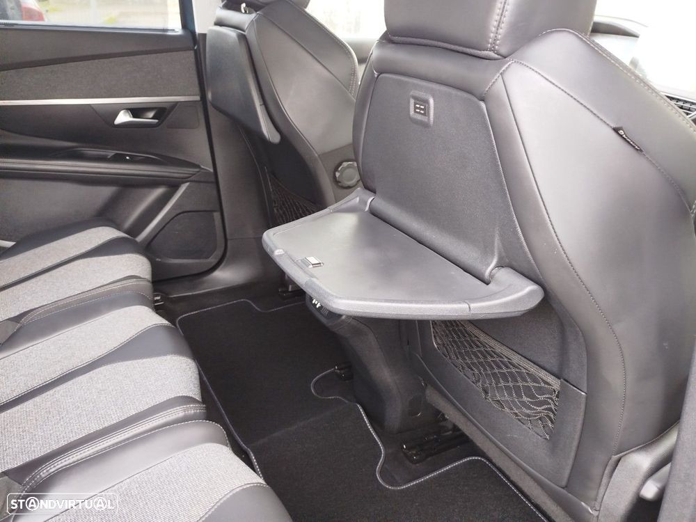 Peugeot 5008 1.2 PureTech Allure Grip Control - 26