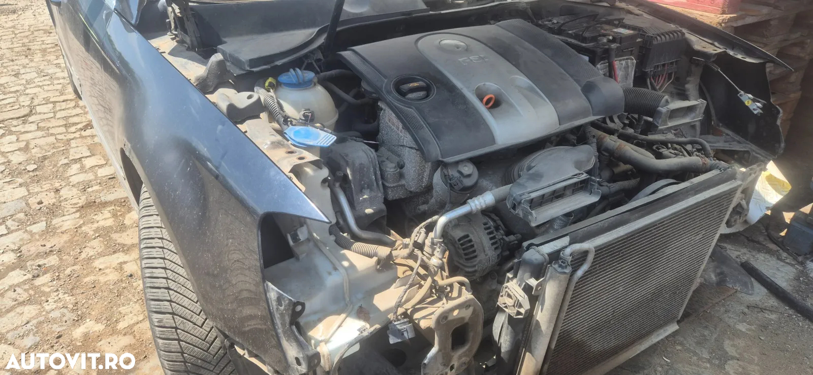 Pompa inalte motor cod BLF 1.6 FSi benzina Vw Passat B6 - 7