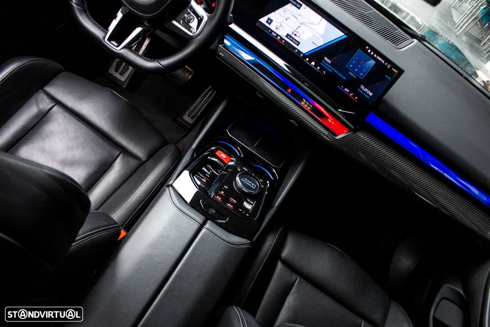 BMW M5 xDrive - 43