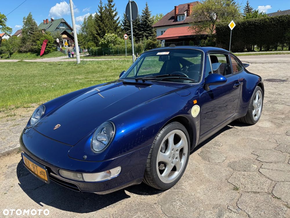 Porsche 911 Carrera - 10