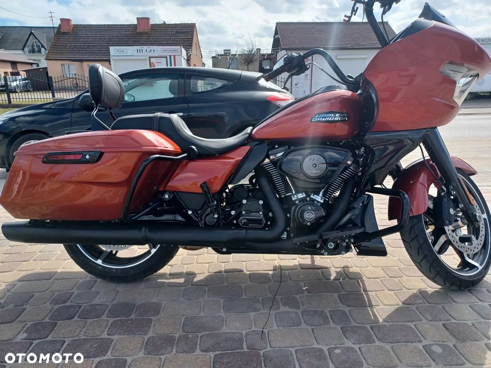 Harley-Davidson Touring Road Glide - 4