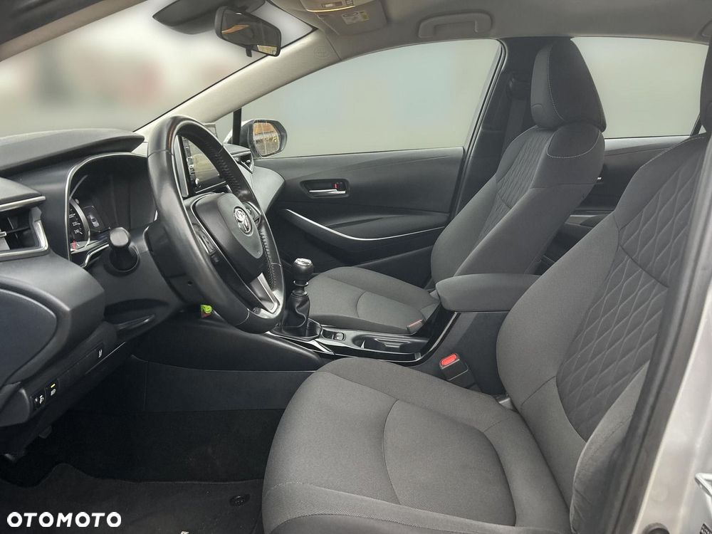 Toyota Corolla - 15