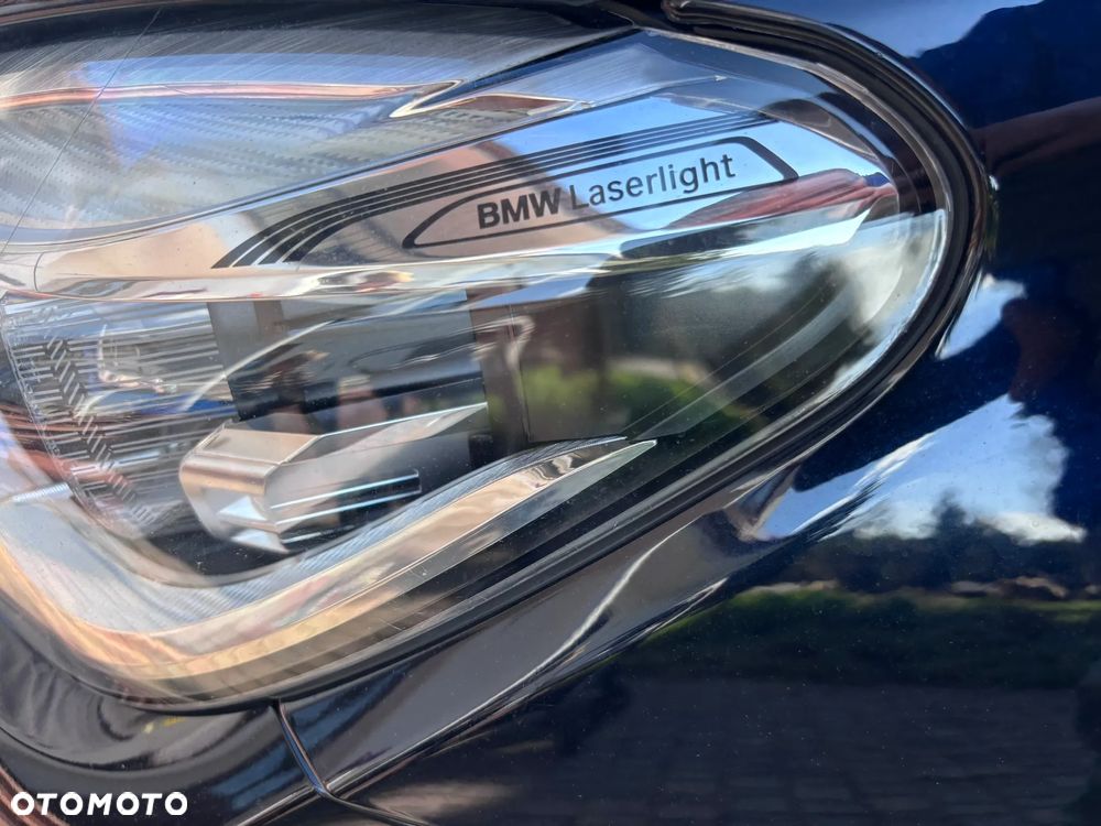 BMW Seria 7 750i xDrive - 18