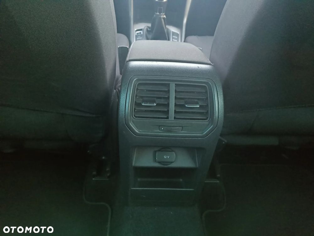 Volkswagen Golf Sportsvan - 12