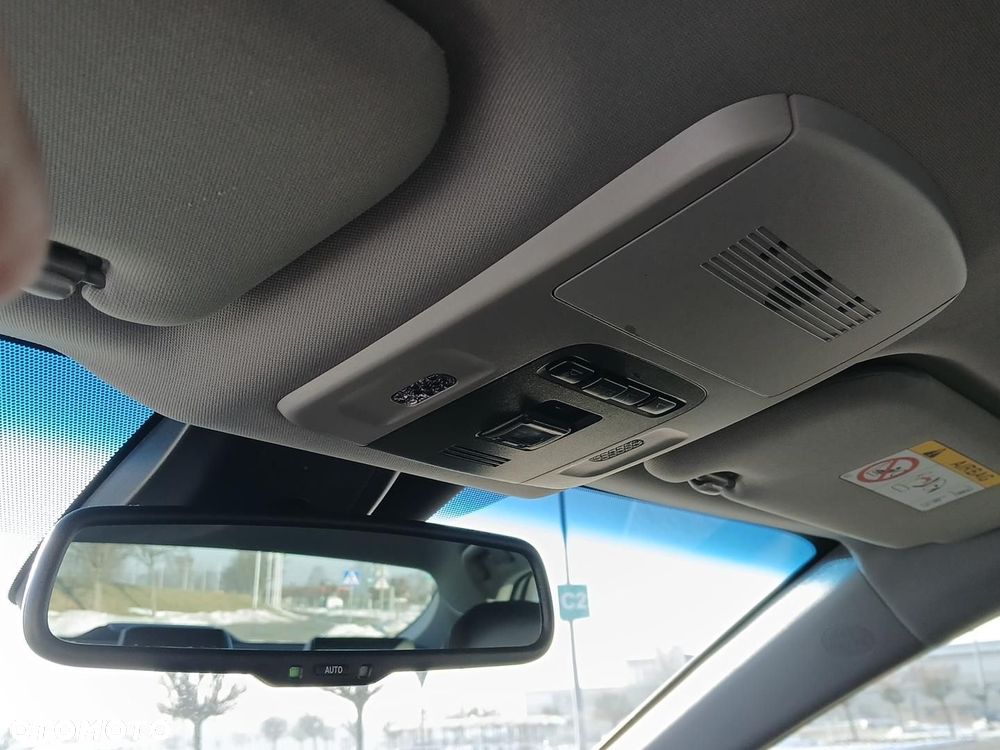 Toyota Camry 2.5 Hybrid Prestige CVT - 36