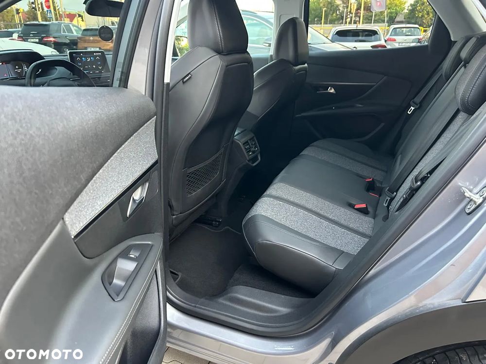 Peugeot 3008 PureTech 130 Stop & Start GPF EAT8 Active Business-Paket - 15