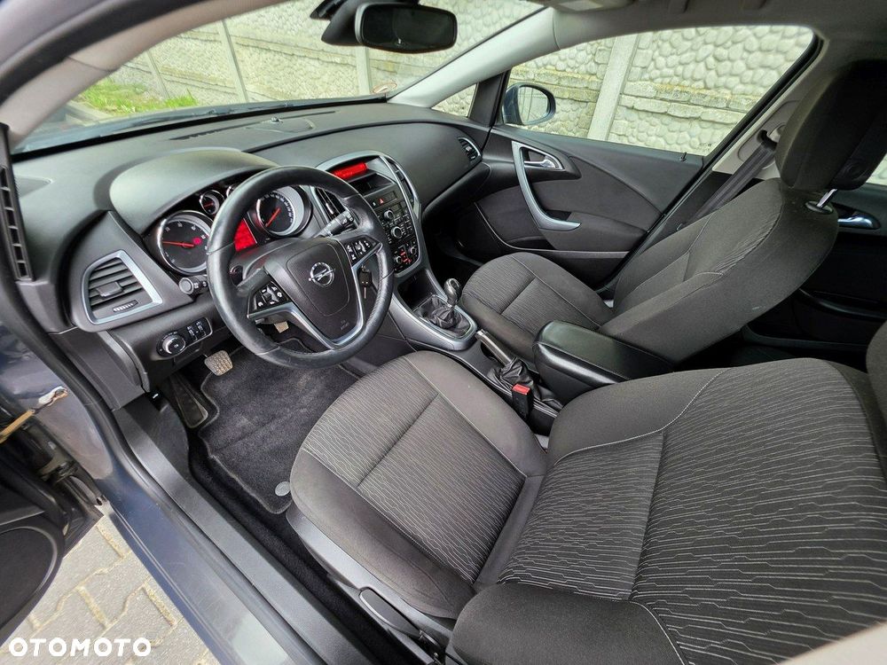 Opel Astra - 11