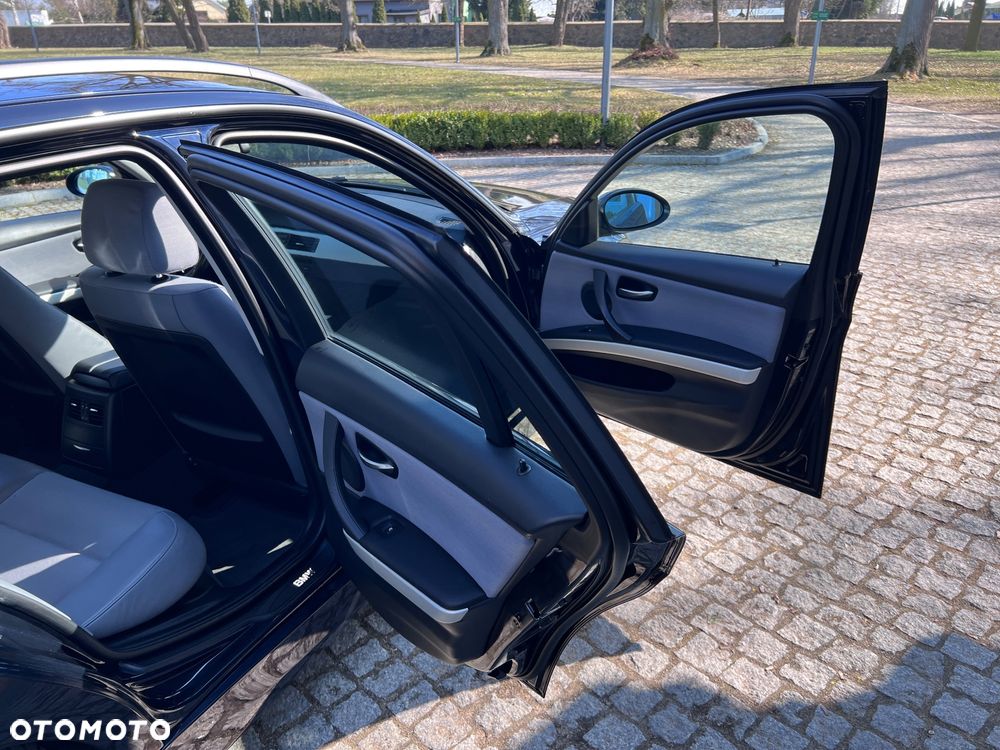 BMW Seria 3 318i Edition Exclusive - 20