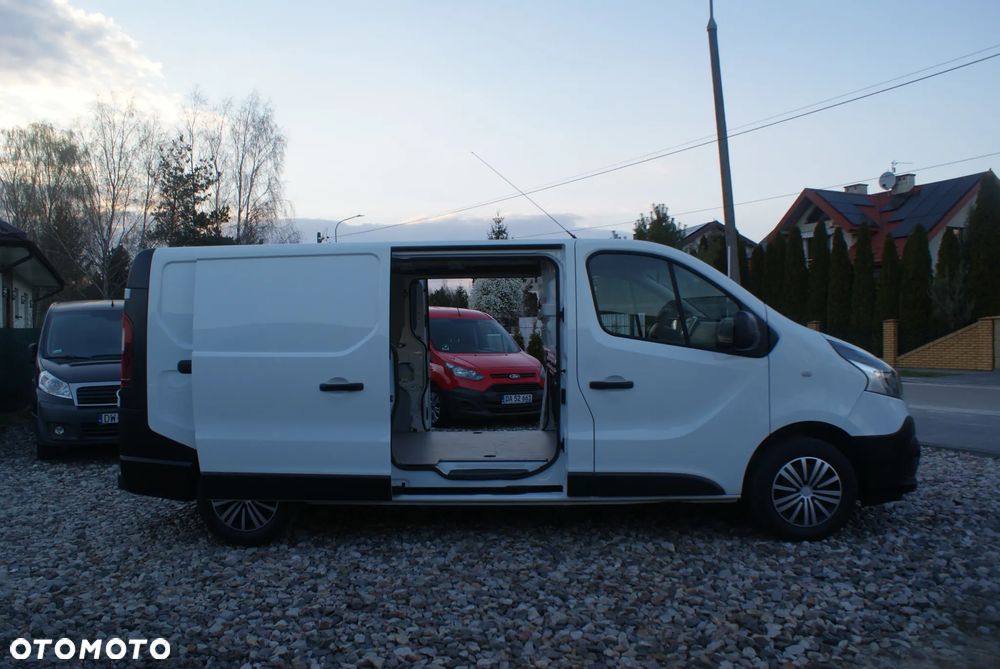 Renault Trafic - 26