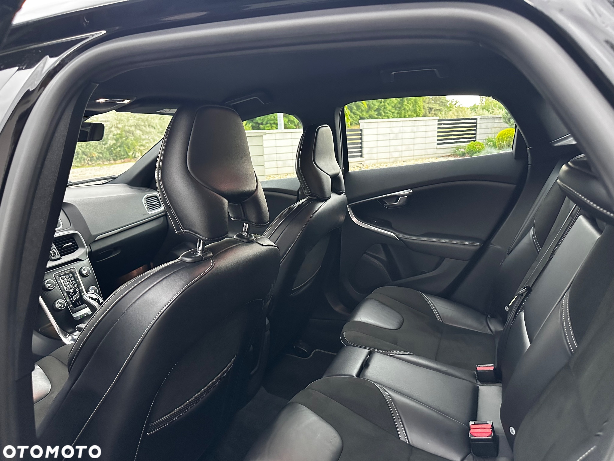 Volvo V40 D4 Drive-E Momentum - 16