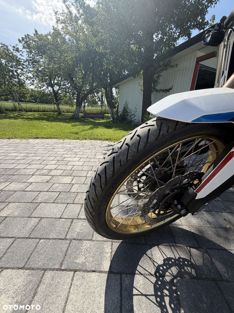Honda CRF - 8