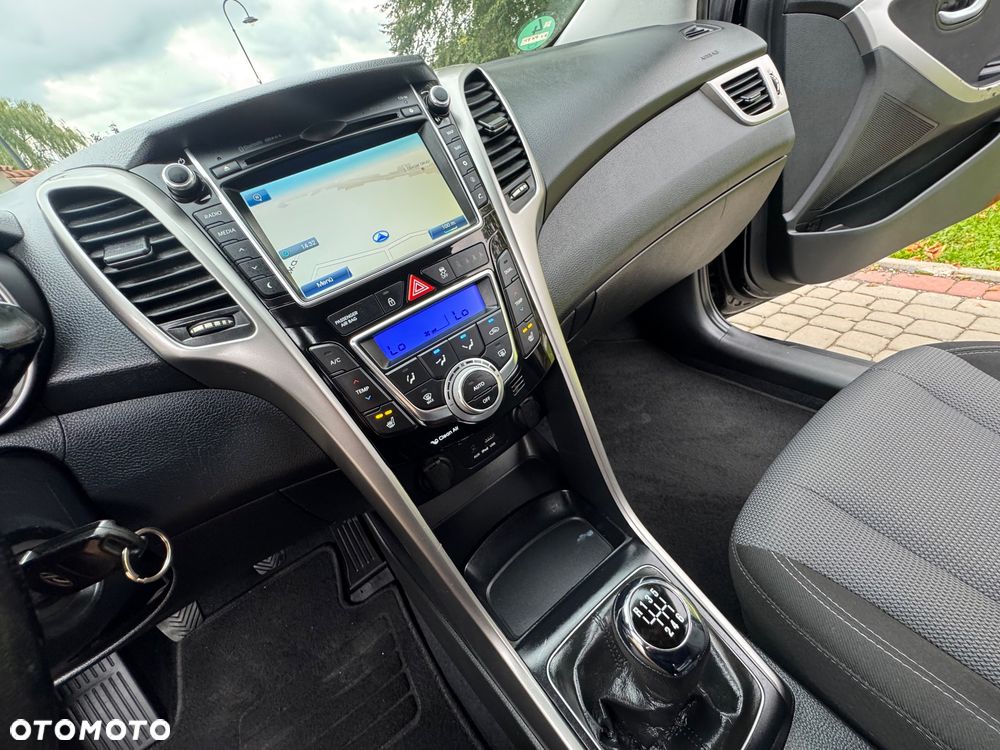 Hyundai i30 - 18