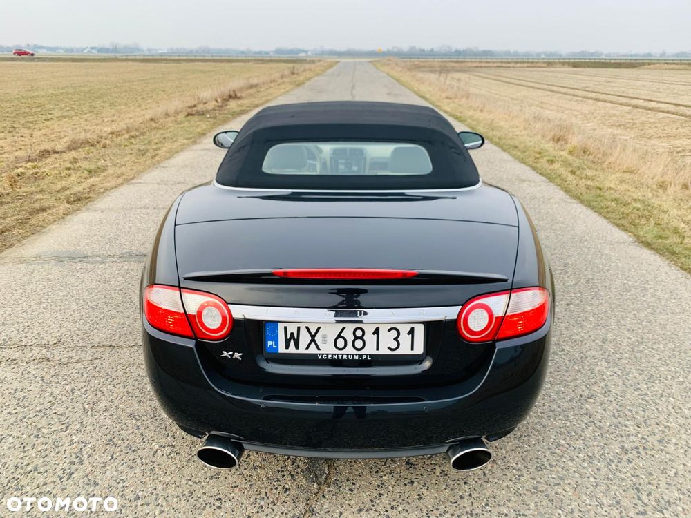 Jaguar XK - 9