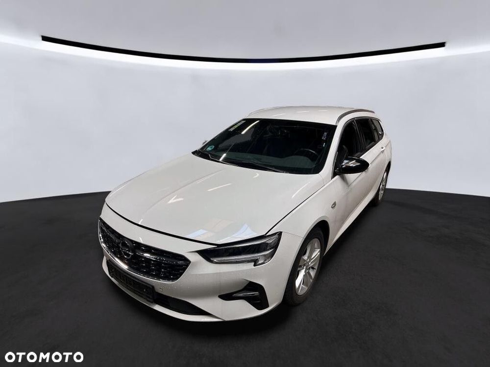 Opel Insignia - 1