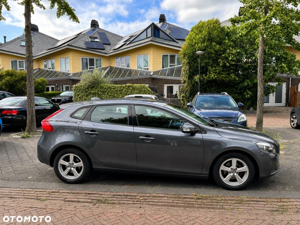 Volvo V40 D2 - 6