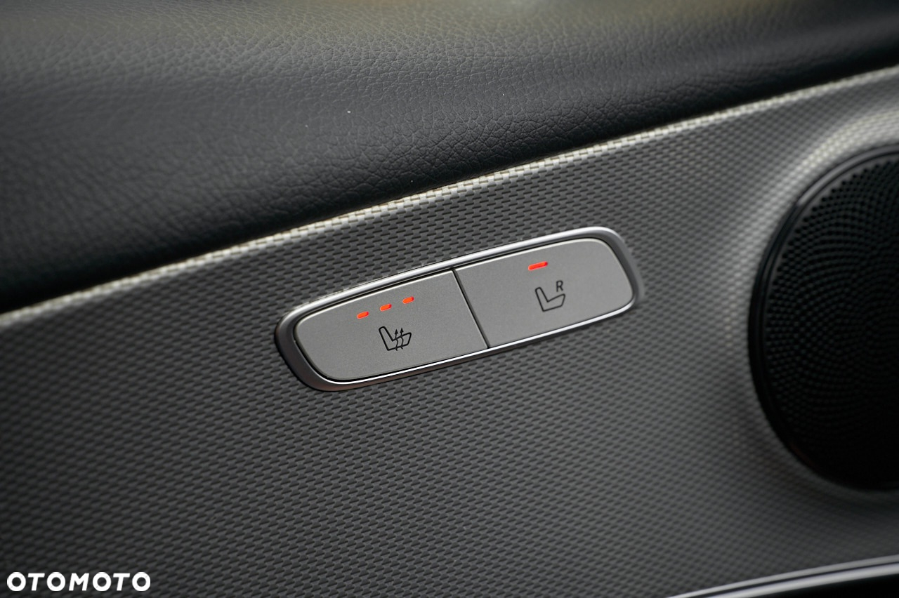 Mercedes-Benz Klasa E 200 d 9G-TRONIC - 31