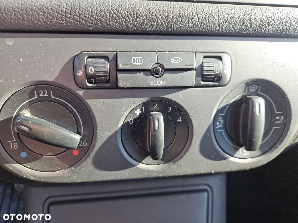 Volkswagen Golf Plus - 14