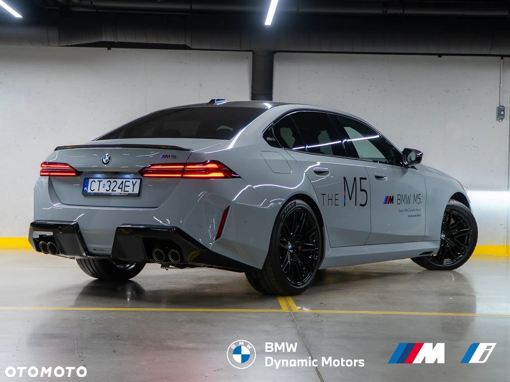 BMW M5 xDrive - 4