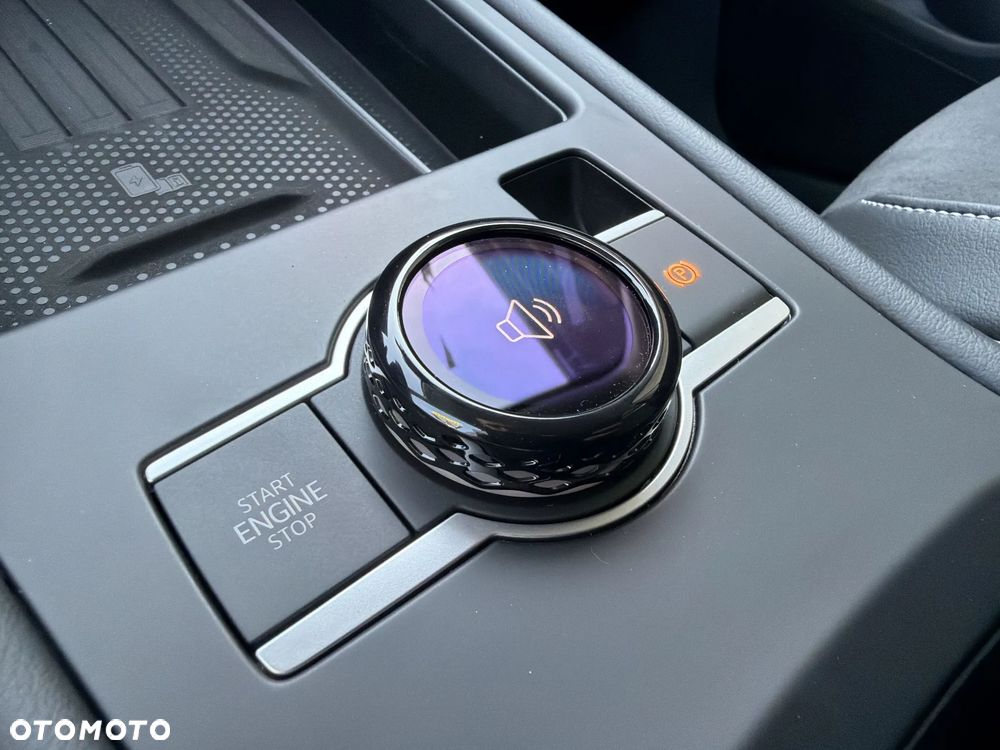 Volkswagen T-Roc 1.5 eTSI Style DSG - 37