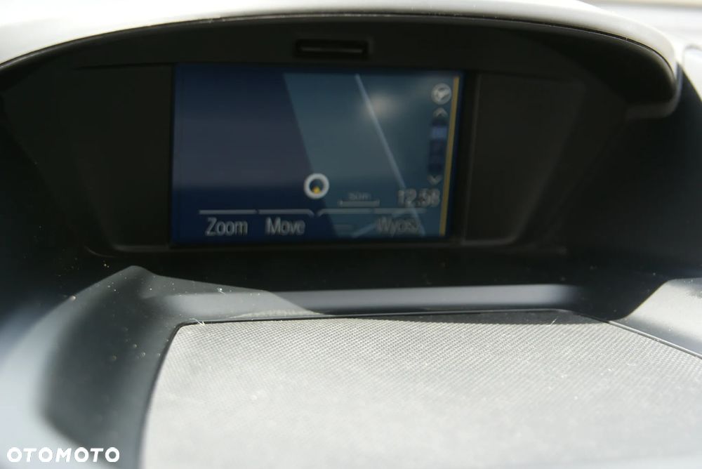 Ford Kuga 2.0 TDCi 2x4 Titanium - 15
